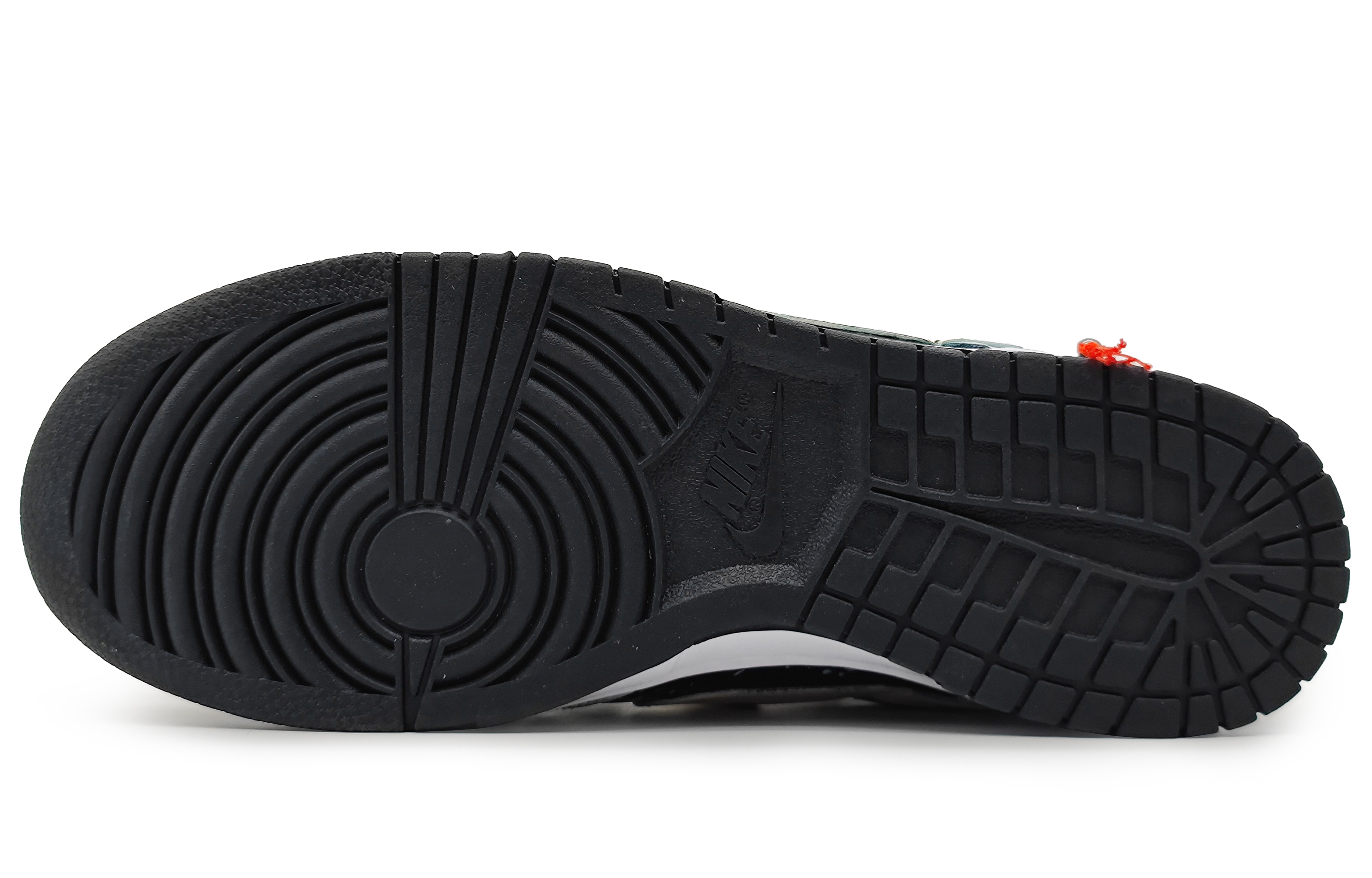 Details for 【カスタムシューズ】ナイキ ダンク ロー「レッドブラックドラゴンスケール」 DV0831-002(Team16-男款龙游万川红)