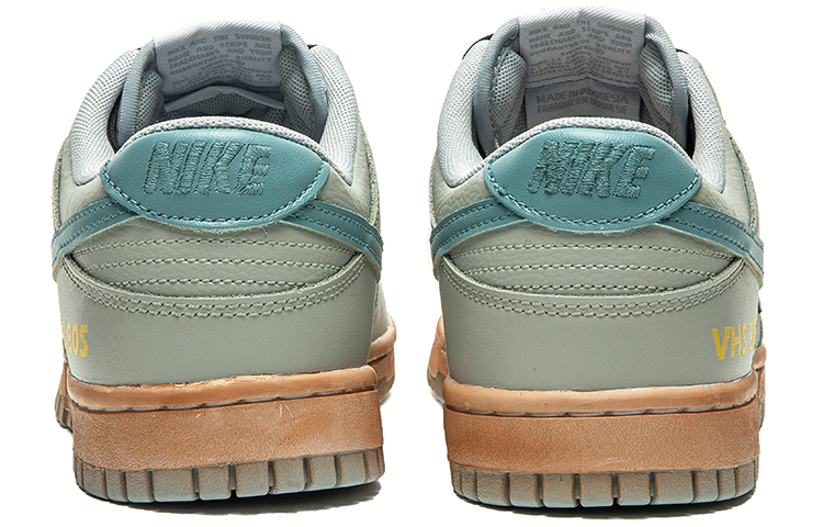 Shop [Sepatu Khusus] Nike Dunk Low 'Retro Future Biru-Abu Bergaris' DJ6188-003(TeamB-男款条纹青灰G-BOX)