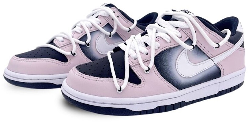 나이키 덩크 로우 '역바비' (커스텀) FD1232-001(Team44-反转芭比) Lookbook 나이키 덩크 로우 '역바비' (커스텀) FD1232-001(Team44-反转芭比)