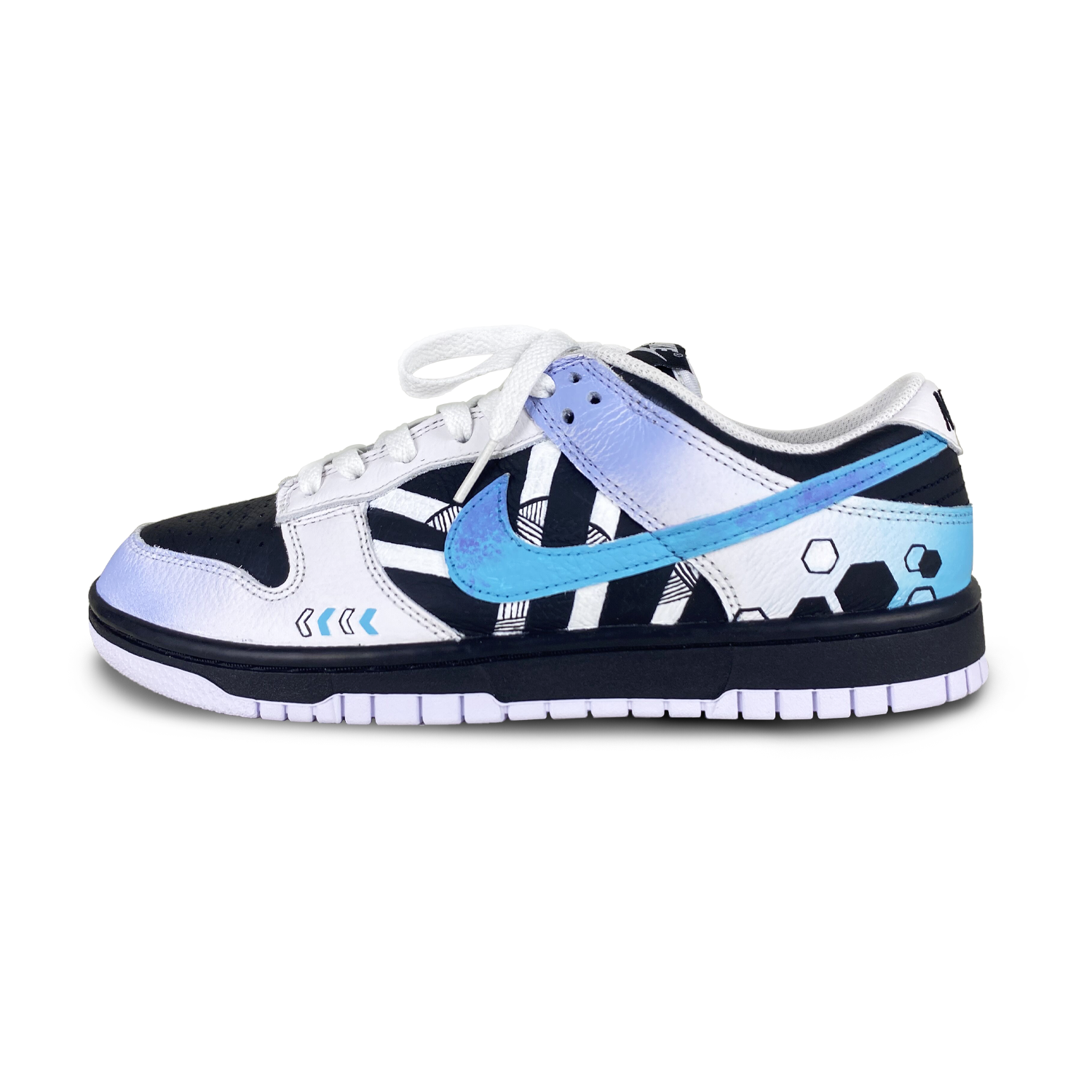 Buy 【定制鞋款】耐克Dunk Low '反转熊猫足球少年' FD9064-011-459854
