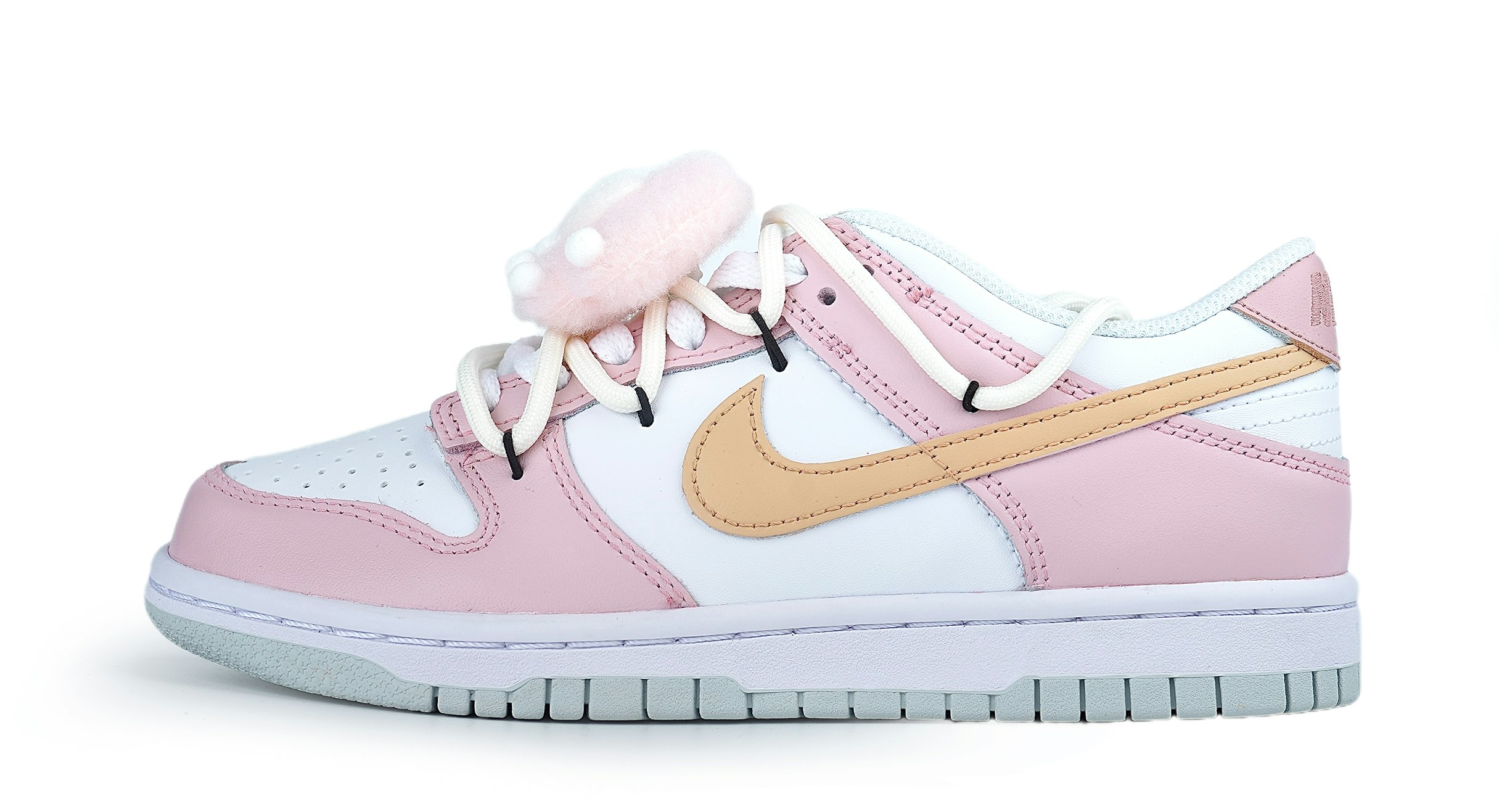 custom-shoes-nike-dunk-low-romantic-girl-kitty-paw-pad