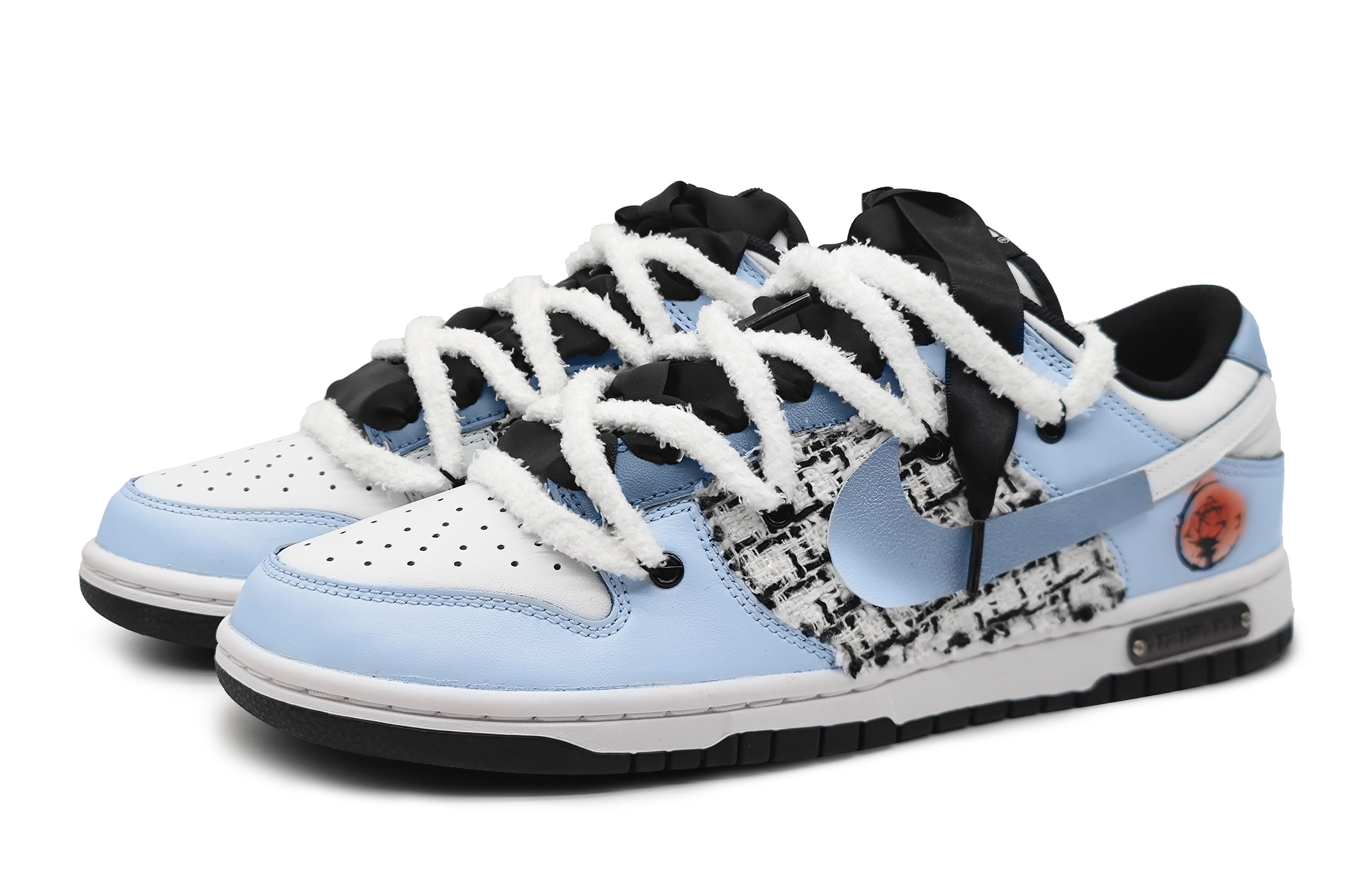 Shop [カスタムシューズ] ナイキ ダンク ロー 'ローズ ペタル' CW1590-100(Team16-女款眷恋浅蓝)