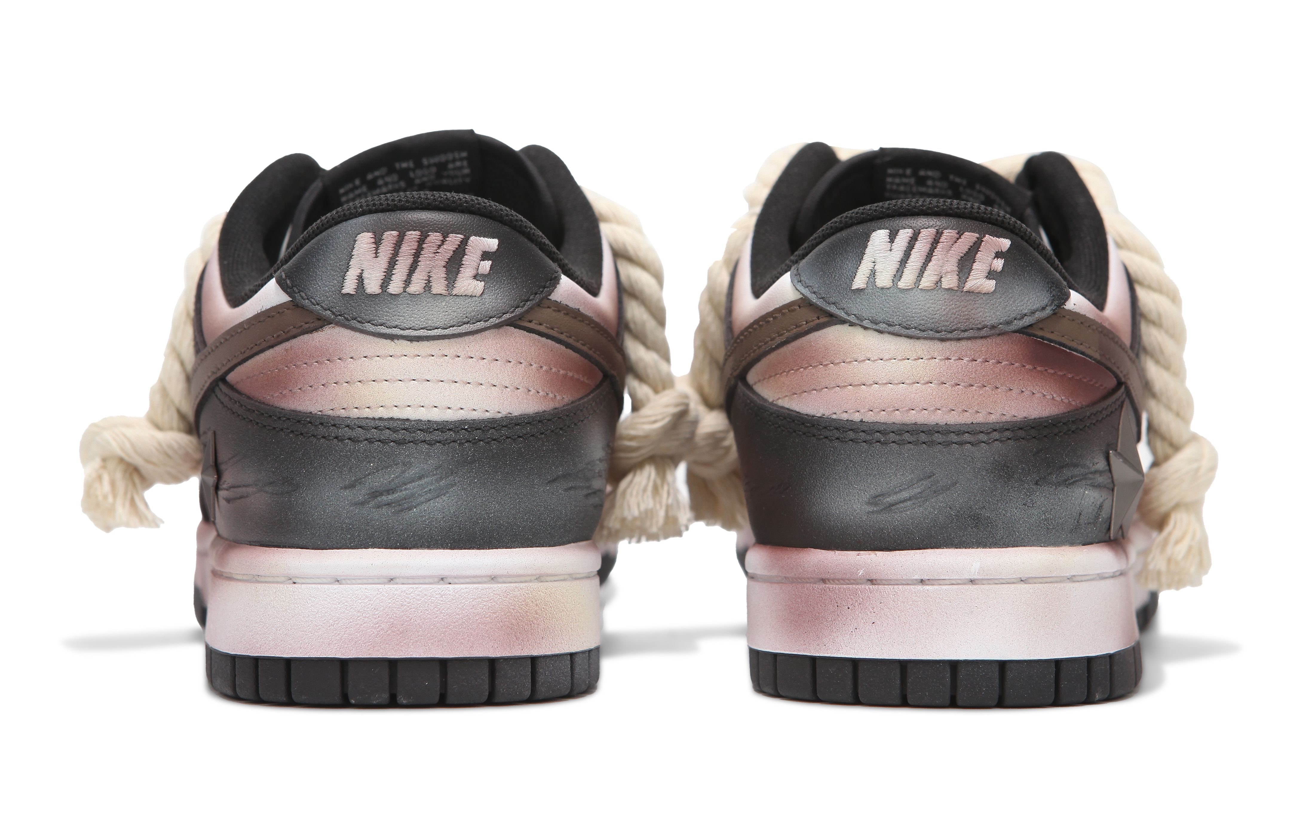 Shop 【訂製球鞋】 Nike Dunk Low 熱浪 鏽跡星輝 做舊 工業風 復古 麻繩 解構綁帶 低筒 板鞋 男款 黑白粉