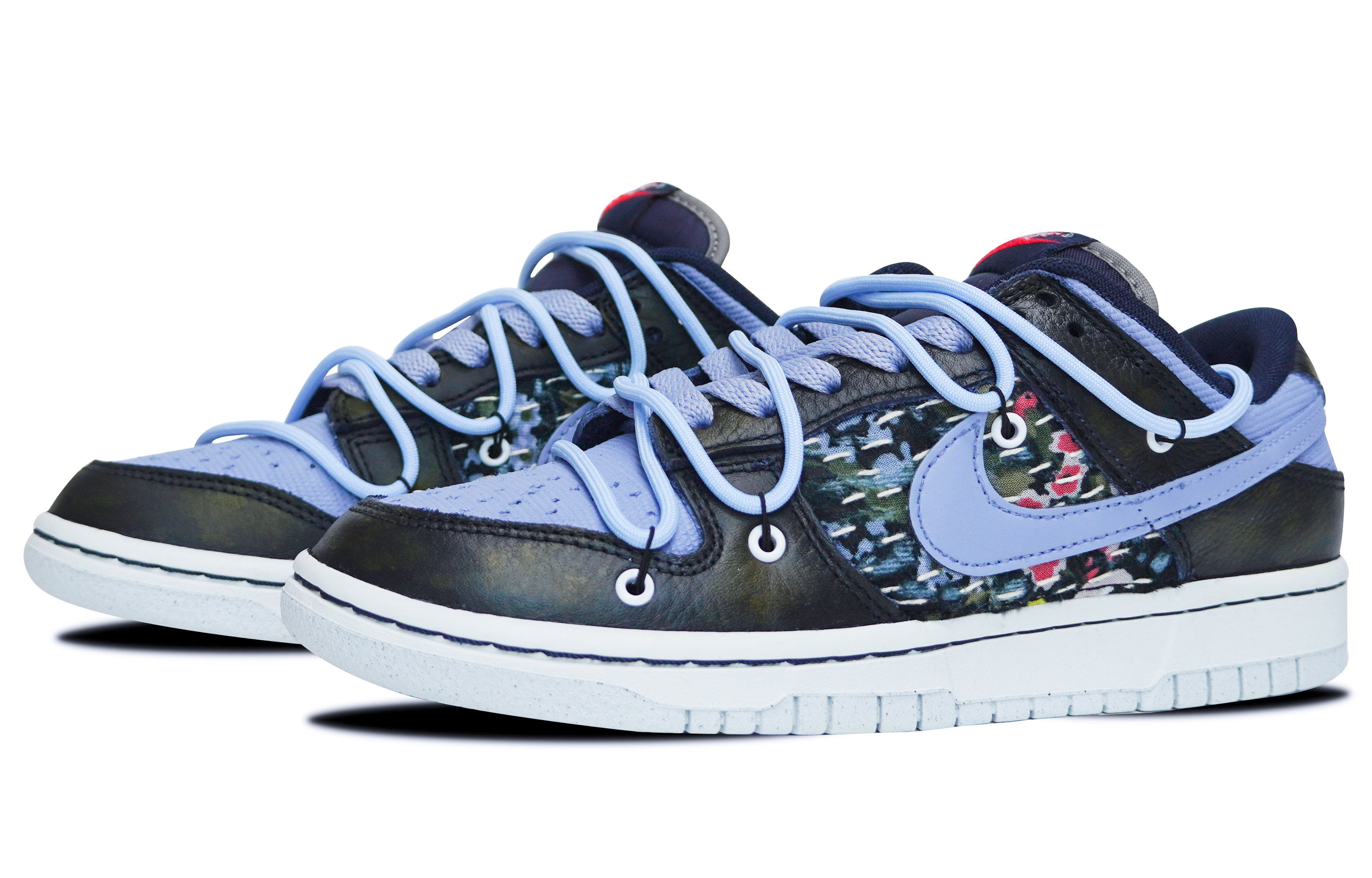 Lookbook 【定制球鞋】 Nike Dunk Low 刺子绣花 做舊 解構鞋帶 縫紉 經典休閒 低幫 板鞋 男款 霧霾藍黑