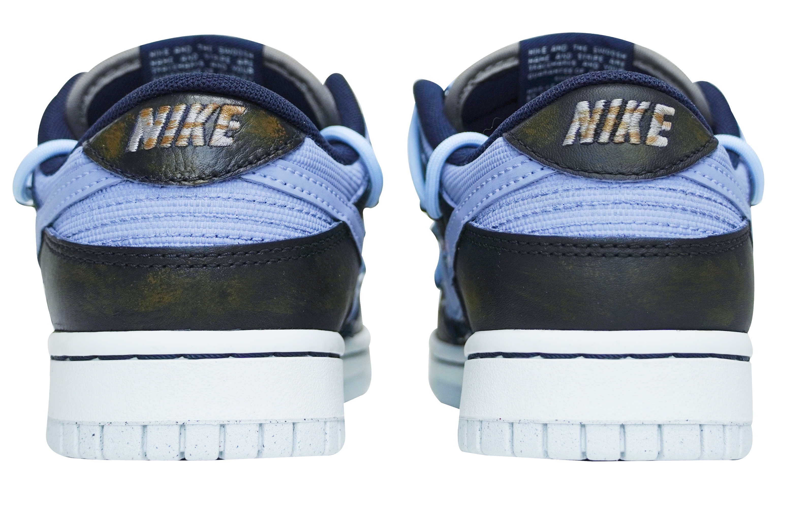 Shop 【定制球鞋】 Nike Dunk Low 刺子绣花 做舊 解構鞋帶 縫紉 經典休閒 低幫 板鞋 男款 霧霾藍黑