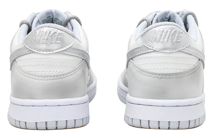 Shop 【カスタムシューズ】ナイキ ダンクロー "シルバースウッシュ デコンストラクテッド - シルバーグレー ホワイト" FD1232-002(Team拾玖-银色山泉S-BOX)