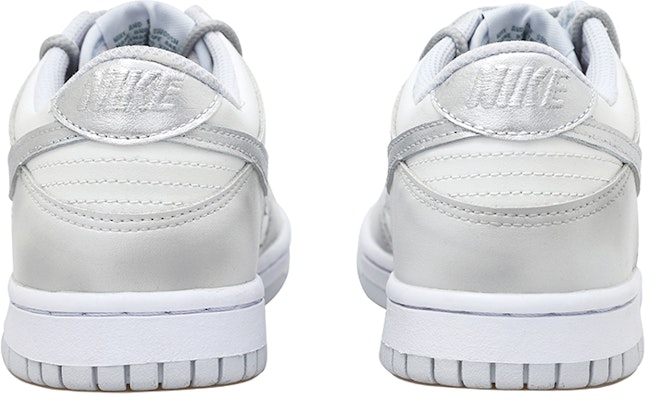 【カスタムシューズ】ナイキ ダンクロー "シルバースウッシュ デコンストラクテッド - シルバーグレー ホワイト" FD1232-002(Team拾玖-银色山泉S-BOX) Shop 【カスタムシューズ】ナイキ ダンクロー "シルバースウッシュ デコンストラクテッド - シルバーグレー ホワイト" FD1232-002(Team拾玖-银色山泉S-BOX)