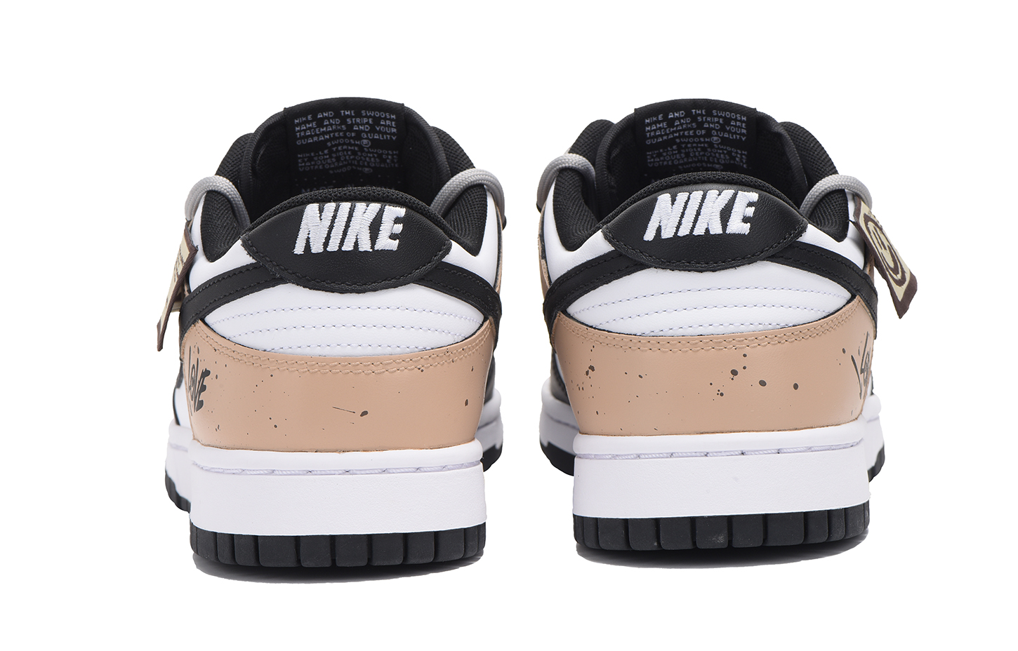 Shop [定制鞋] 耐克Dunk Low 'Smiley 黑卡其' CW1590-100(Team拾伍-女款黑卡其)