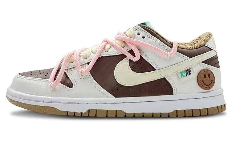 Buy [Kasut Custom] Nike Dunk Low 'Smiley Facet High Street Coklat' DX6063-131(TeamK-守护笑脸)