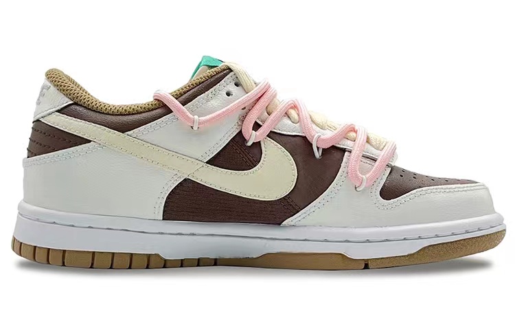 Order [Kasut Custom] Nike Dunk Low 'Smiley Facet High Street Coklat' DX6063-131(TeamK-守护笑脸)