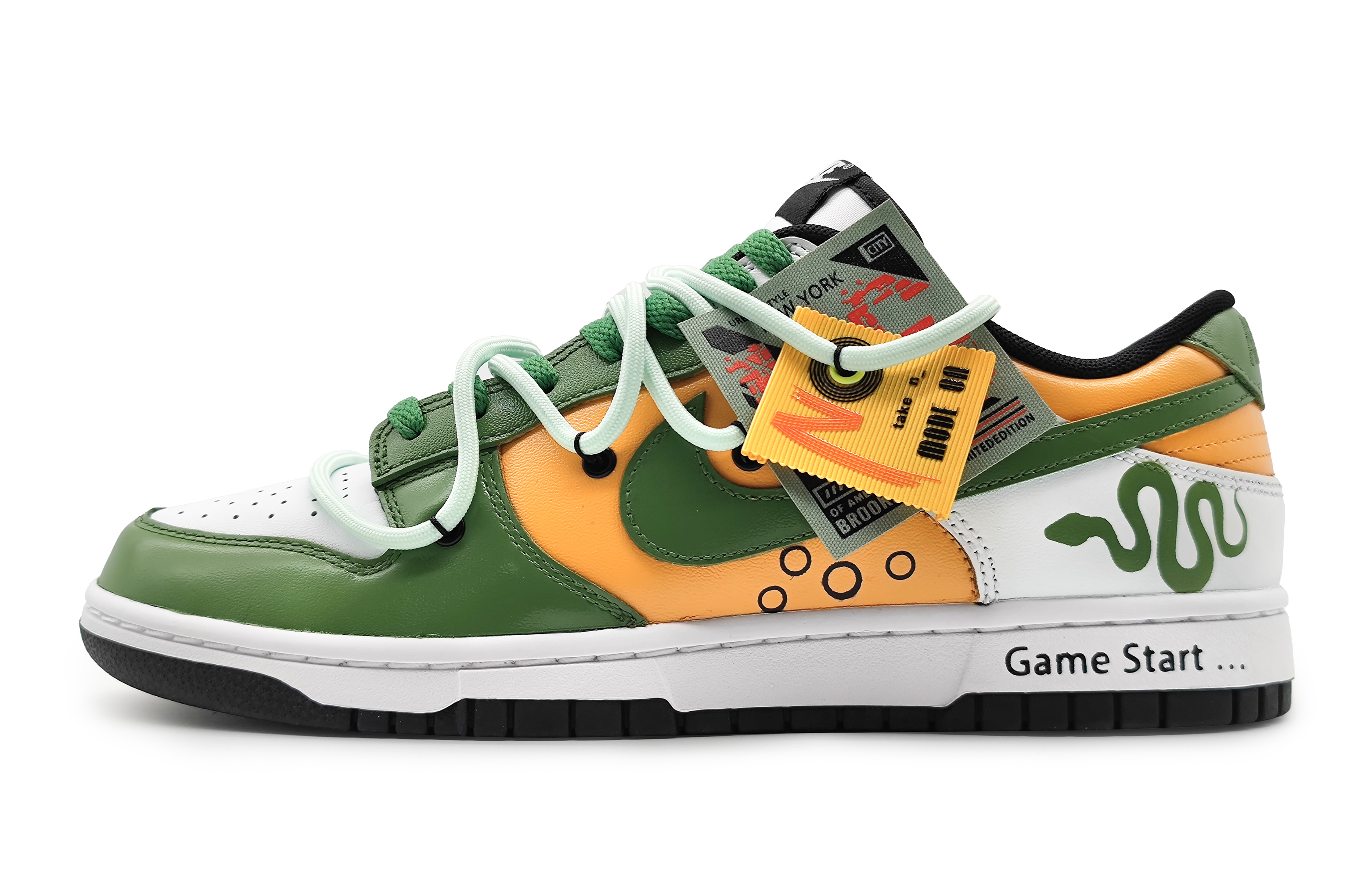 Buy Zapatillas Nike Dunk Low 'Serpiente Graffiti Blanco-Verde' CW1590-100(Team16-女款贪吃蛇绿)