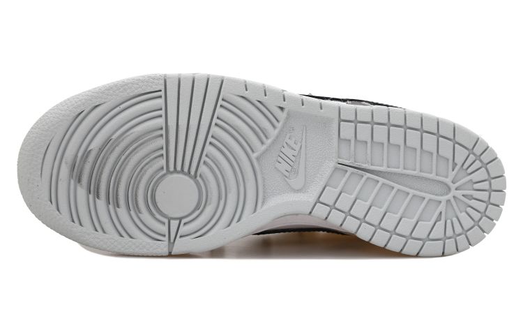 Purchase 【客製球鞋】Nike Dunk Low 星星貼布字母 OW風 街頭做舊解構風 禮盒低筒板鞋 GS 黑白灰