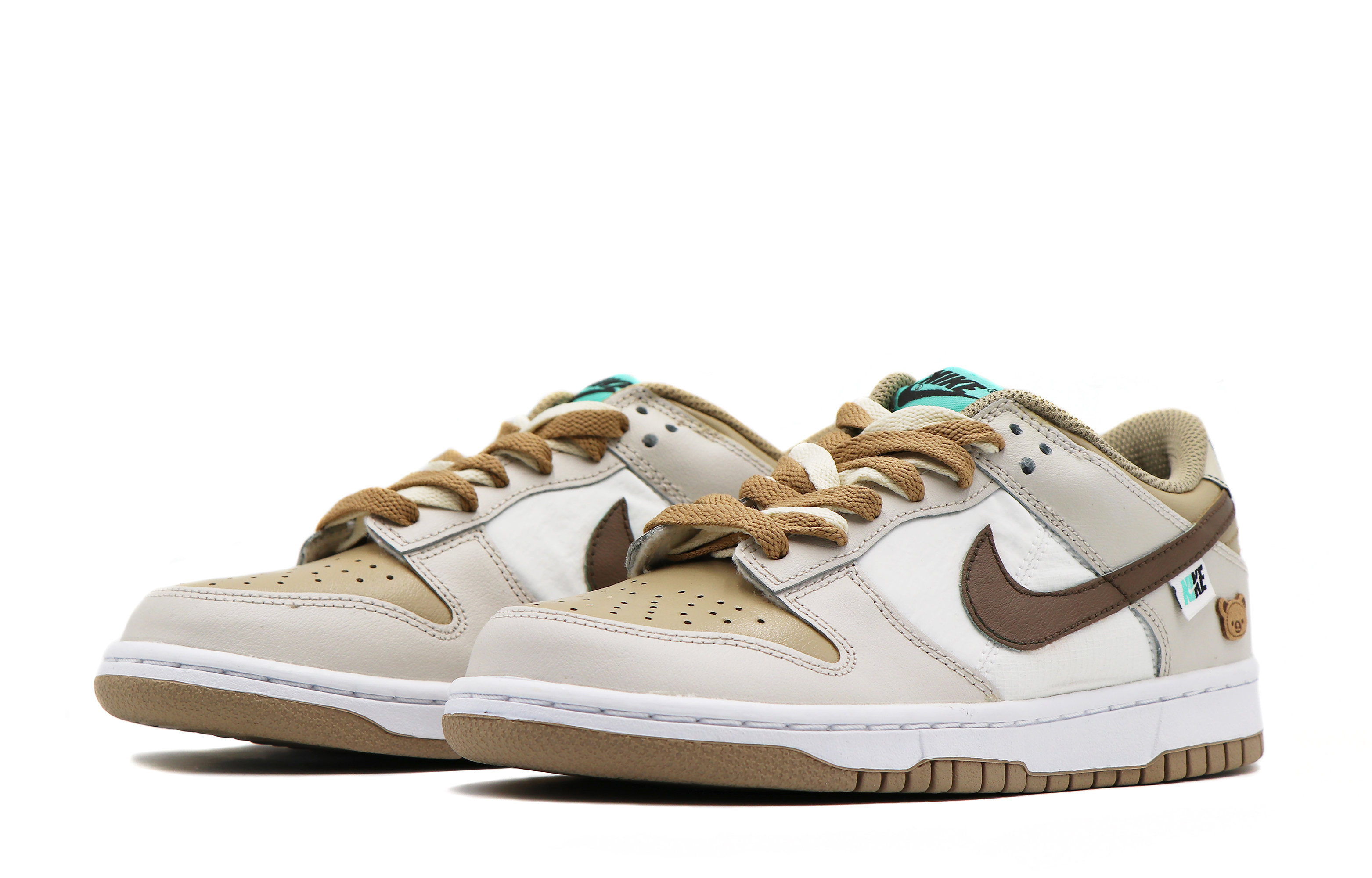 Lookbook 【定制球鞋】Nike Dunk Low 蒸汽木偶 雙層鞋帶 小熊餅乾 經典 板鞋 GS 棕白