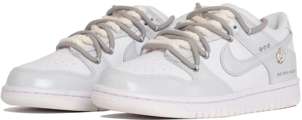 【定制球鞋】 Nike Dunk Low 便利貼 笑臉 解構鞋帶 情侶 低幫 板鞋 GS 灰白 Lookbook 【定制球鞋】 Nike Dunk Low 便利貼 笑臉 解構鞋帶 情侶 低幫 板鞋 GS 灰白