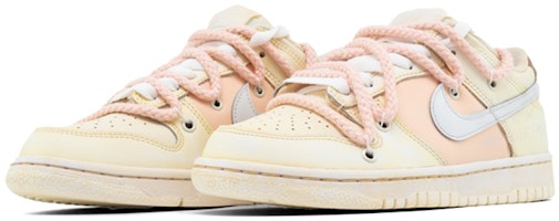 나이키 덩크 로우 '딸기케이크 밀크티' (커스텀) DH9765-100(Teamfour-草莓蛋糕S-BOX) Lookbook 나이키 덩크 로우 '딸기케이크 밀크티' (커스텀) DH9765-100(Teamfour-草莓蛋糕S-BOX)