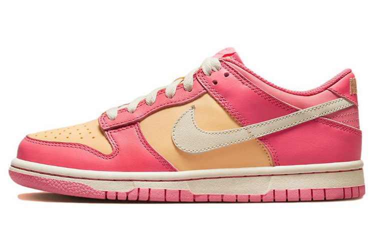 Details for 【訂製球鞋】 Nike Dunk Low 清新少女 草莓花 奶油小熊 復古潮流 休閒 低筒 板鞋 GS 黃紅