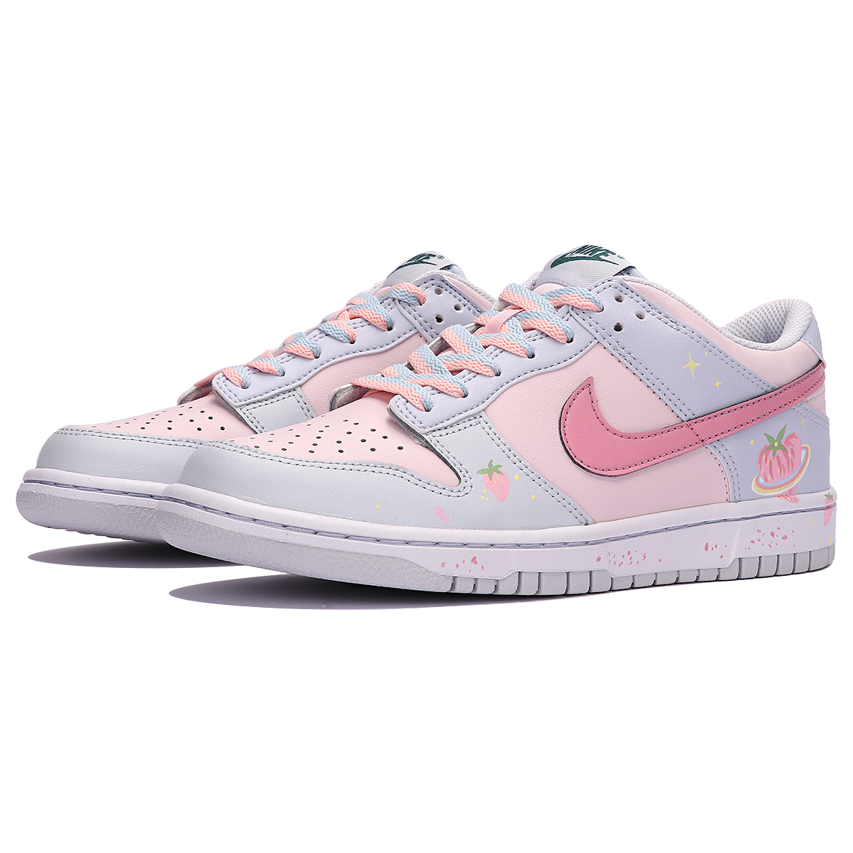Lookbook 【定制球鞋】 Nike Dunk Low 草莓星球 甜美少女 休閒 百搭 低幫 板鞋 GS 藍粉