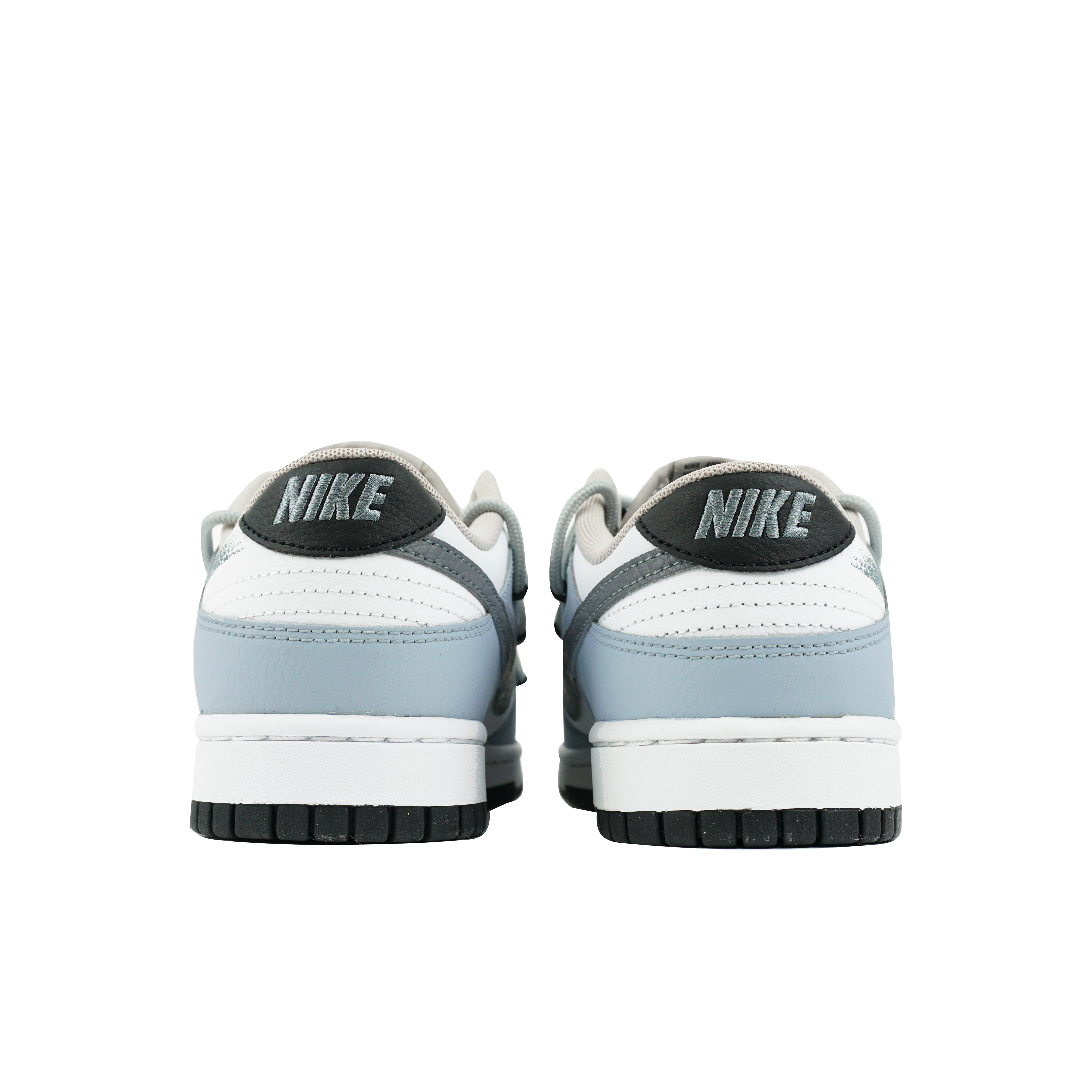 Shop [Kasut Tersuai] Nike Dunk Low 'Summer Ice Blue' FD0661-100(Team陆-海盐汽水QD)