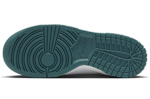 나이키 덩크 로우 '여름밀크 자수 화이트 그린' (커스텀) FD9911-101(TeamB-女款牛奶刺绣) Purchase 나이키 덩크 로우 '여름밀크 자수 화이트 그린' (커스텀) FD9911-101(TeamB-女款牛奶刺绣)