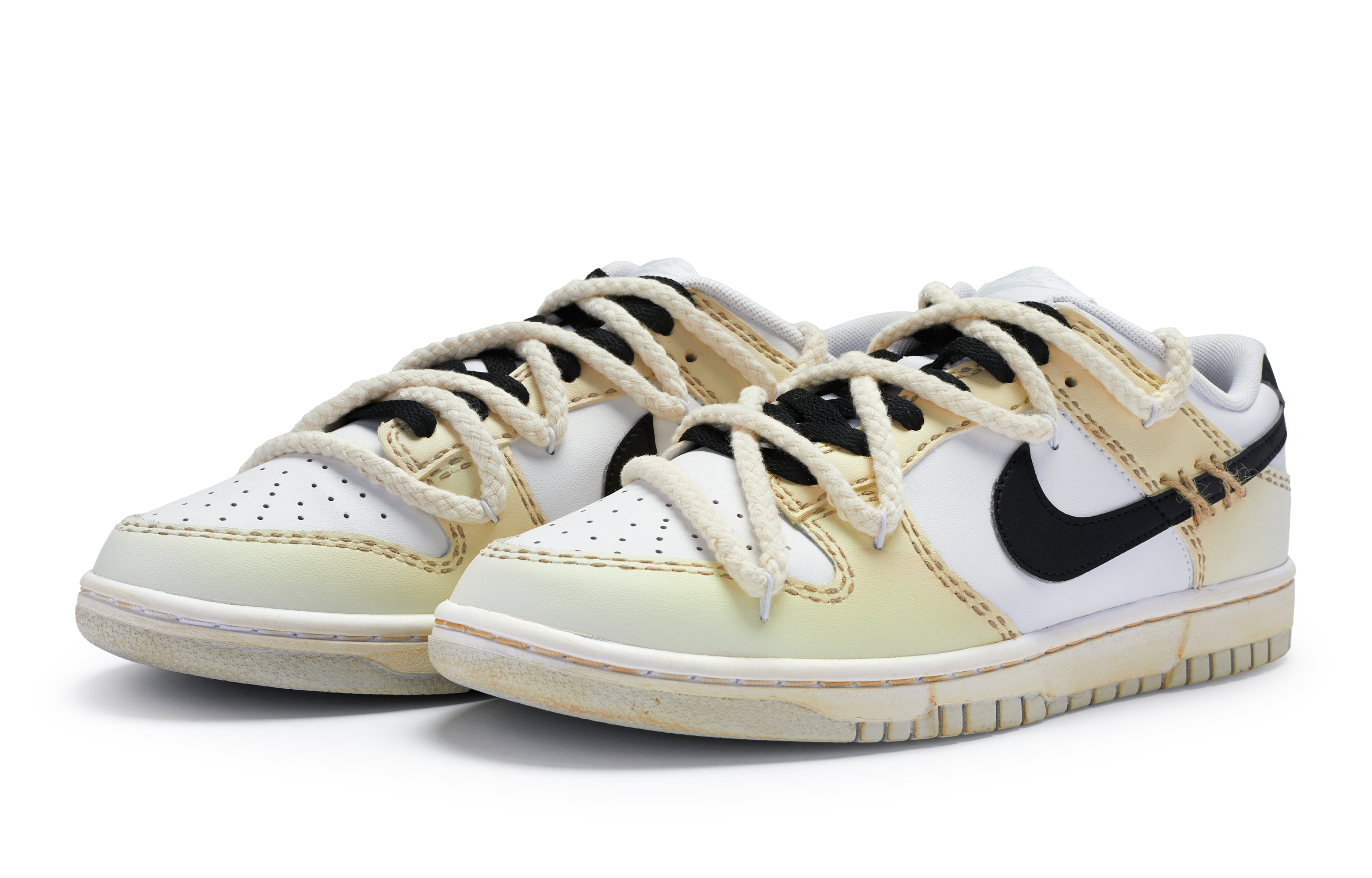 Lookbook 나이키 덩크 로우 '썸머 옥시다이즈드 블랙' (커스텀) DH9765-102(Team80-女款氧化黑复古黄)