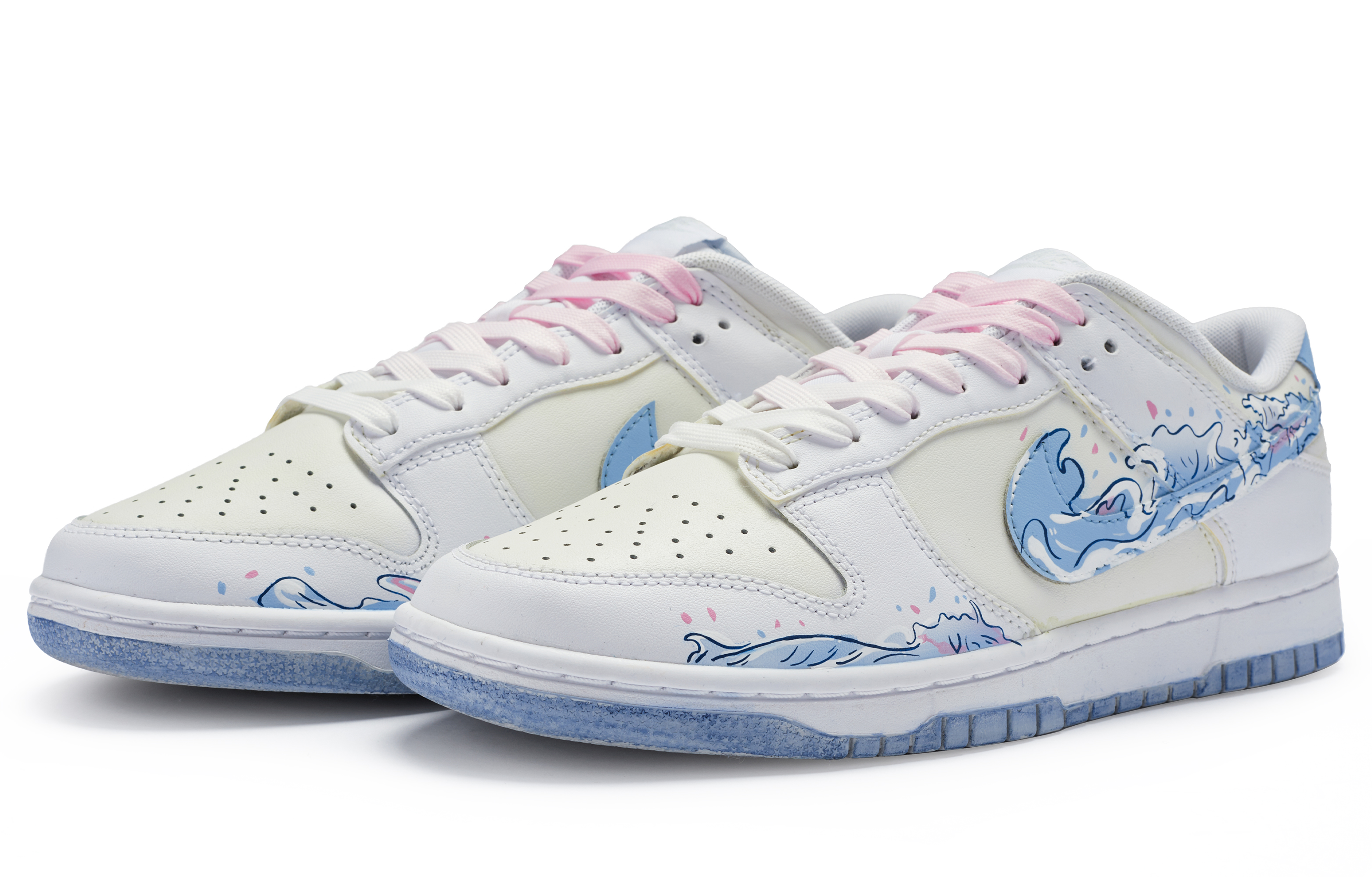 Lookbook 【定制球鞋】 Nike Dunk Low 811製造 浪潮漫遊 夏日感 街頭塗鴉 手繪噴繪 低幫 板鞋 男款 白藍灰