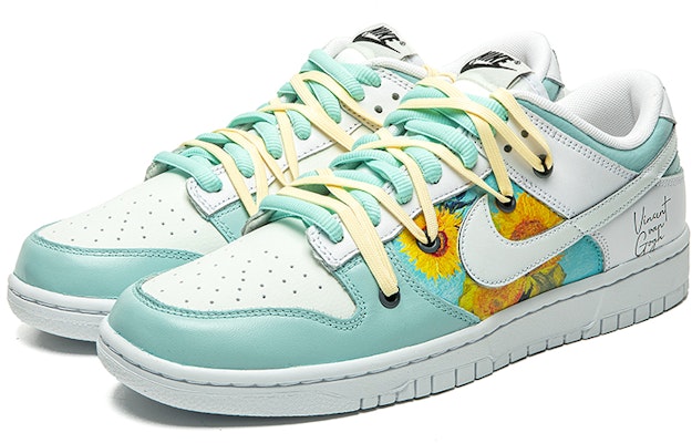 【訂製球鞋】 Nike Dunk Low 野鶴製造 復古油畫風主題 向日葵 解構雙鞋帶 特殊禮盒版 低幫 板鞋 男款 白藍黃 Lookbook 【訂製球鞋】 Nike Dunk Low 野鶴製造 復古油畫風主題 向日葵 解構雙鞋帶 特殊禮盒版 低幫 板鞋 男款 白藍黃