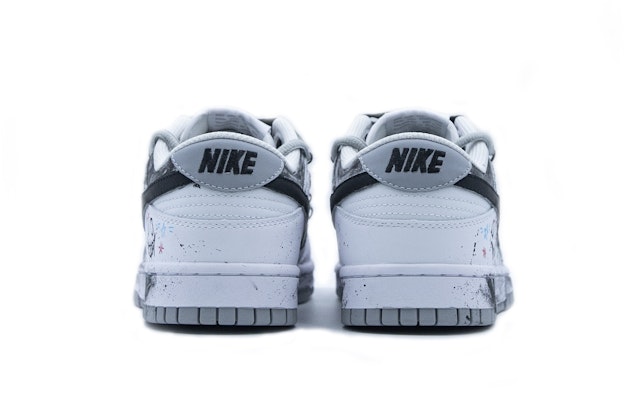 나이키 덩크 로우 '슈퍼히어로 베놈 그래피티' (커스텀) DV0831-101-444238 Shop 나이키 덩크 로우 '슈퍼히어로 베놈 그래피티' (커스텀) DV0831-101-444238