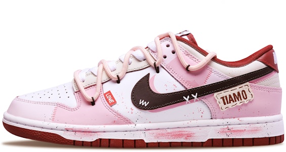 【定製球鞋】Nike Dunk Low 心動信號 夏日 戀愛風甜酷 拼色 塗鴉 炫彩 多巴胺 字母 英文 噴繪 低筒 板鞋 男款 甜味粉 Buy 【定製球鞋】Nike Dunk Low 心動信號 夏日 戀愛風甜酷 拼色 塗鴉 炫彩 多巴胺 字母 英文 噴繪 低筒 板鞋 男款 甜味粉