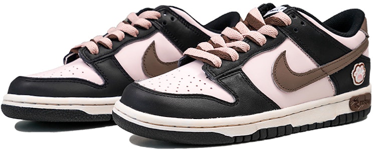 【定制鞋款】Nike Dunk Low '甜心猫爪' CW1590-100(Team27-GS甜心猫爪S-BOX) Lookbook 【定制鞋款】Nike Dunk Low '甜心猫爪' CW1590-100(Team27-GS甜心猫爪S-BOX)