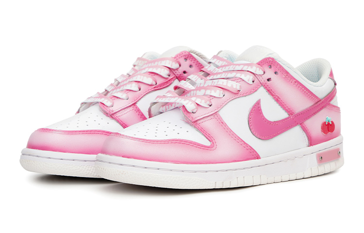 Lookbook Kasut Nike Dunk Low 'Sweetheart Cherry Merah Jambu Putih' [Tempahan Khas] DH9765-100(Team33-甜心樱桃女款)