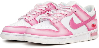 나이키 덩크 로우 '스윗하트 체리 핑크-화이트' (커스텀) DH9765-100(Team33-甜心樱桃女款) Lookbook 나이키 덩크 로우 '스윗하트 체리 핑크-화이트' (커스텀) DH9765-100(Team33-甜心樱桃女款)