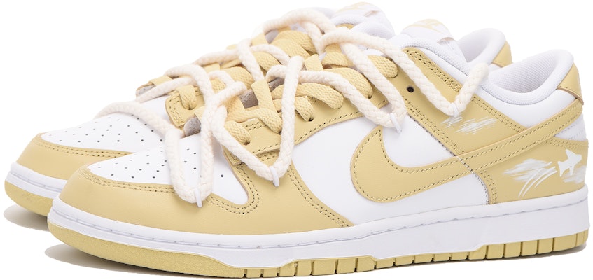 【訂製球鞋】Nike Dunk Low Team Gold 飛機 Vibe風 禮盒 解構高街 低筒 板鞋 男款 米白 Lookbook 【訂製球鞋】Nike Dunk Low Team Gold 飛機 Vibe風 禮盒 解構高街 低筒 板鞋 男款 米白