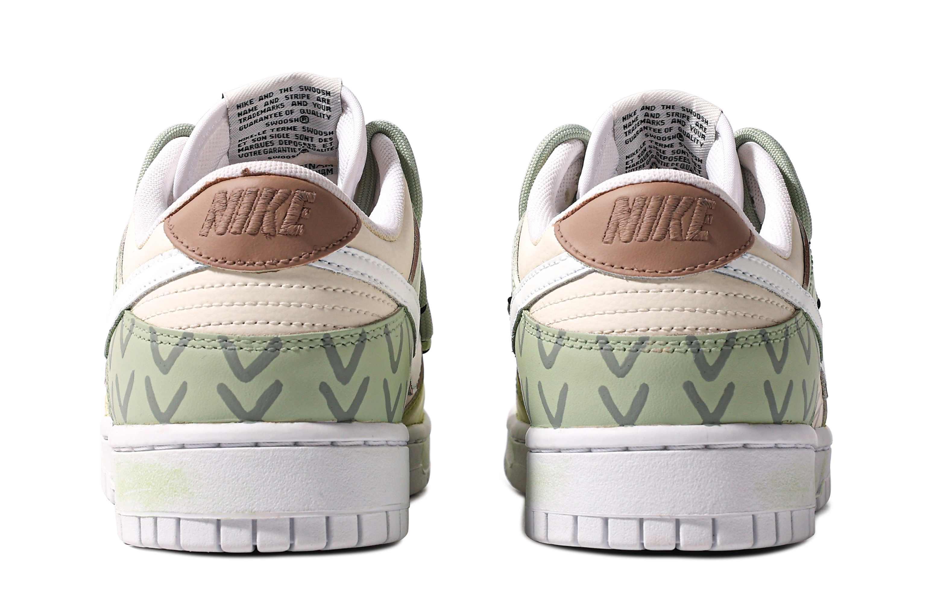 Shop [Sepatu Kustom] Nike Dunk Low 'Tropical Rainforest' DJ6188-101(TeamM-男款绿茵之星S-BOX)