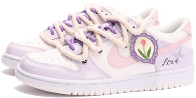 나이키 덩크 로우 '튤립 퍼플-화이트 디컨스트럭티드' (커스텀) DH9765-100(TeamThree-郁金香紫白) Lookbook 나이키 덩크 로우 '튤립 퍼플-화이트 디컨스트럭티드' (커스텀) DH9765-100(TeamThree-郁金香紫白)