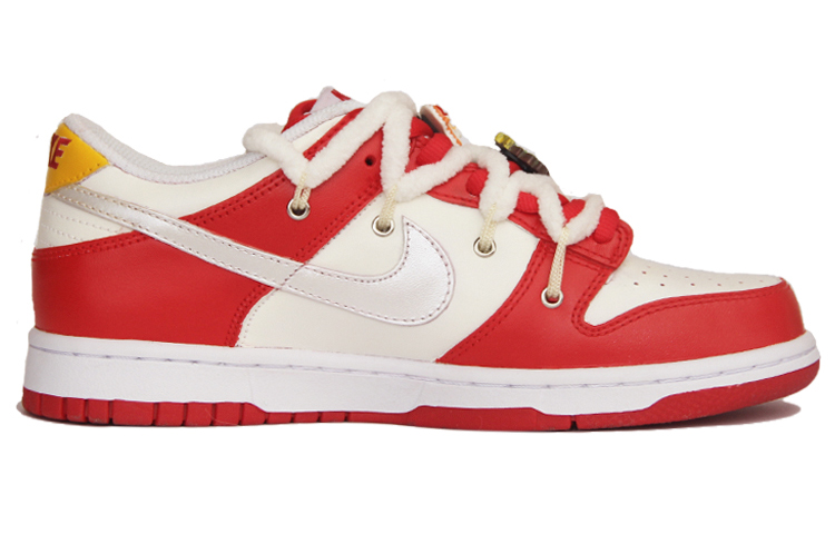 [Custom Shoes] Nike Dunk Low 'University Red Custom Christmas' 圖 2
