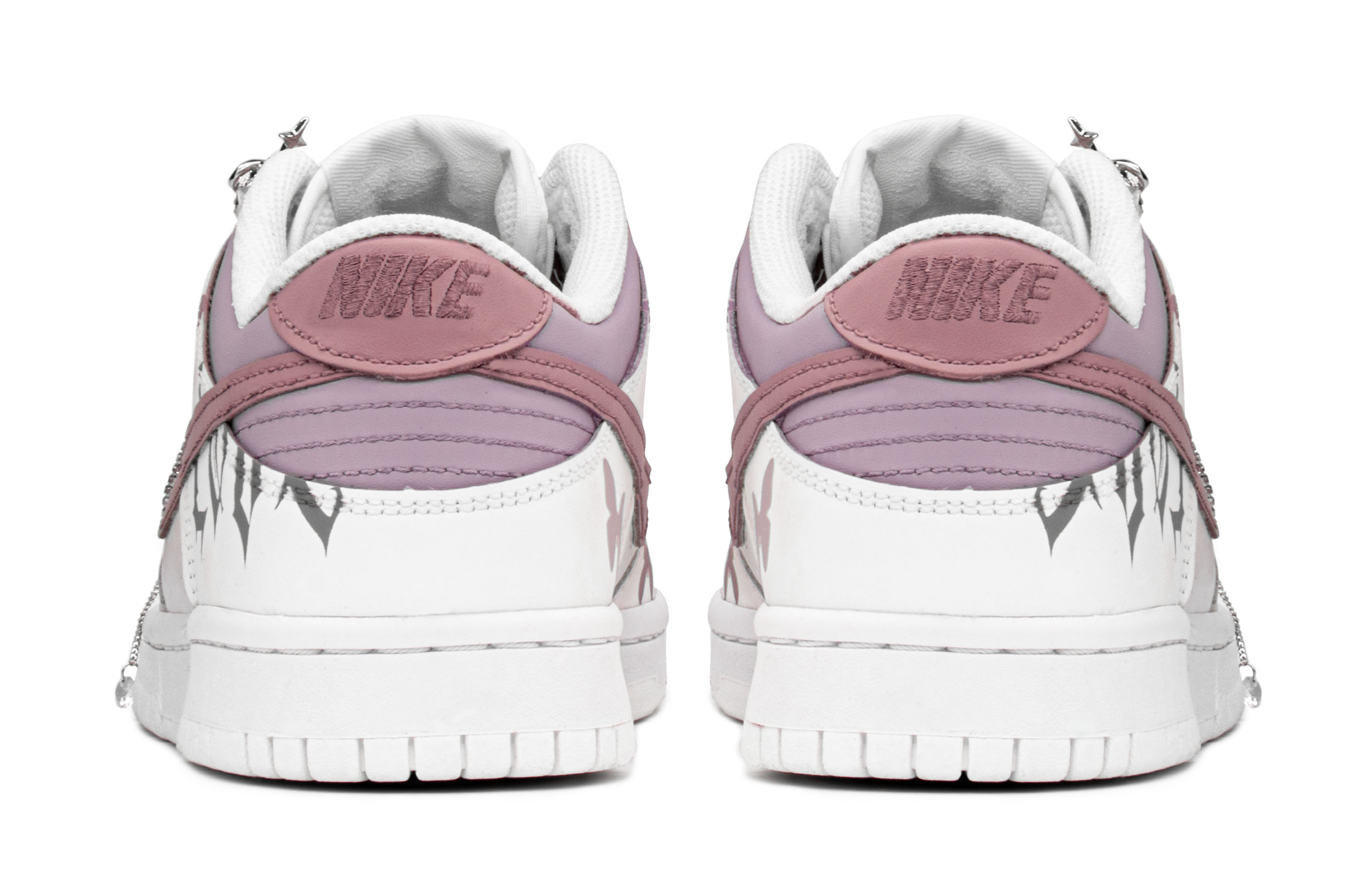 Shop 【定制球鞋】Nike Dunk Low 情人節禮盒 解構 蝴蝶 絲綢 低幫 板鞋 GS 粉白