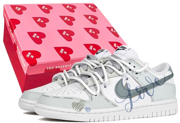 나이키 덩크 로우 '발렌타인 러브' (회/흰) DJ6188-101(TeamS-情人节解构爱心S-BOX) Buy 나이키 덩크 로우 '발렌타인 러브' (회/흰) DJ6188-101(TeamS-情人节解构爱心S-BOX)