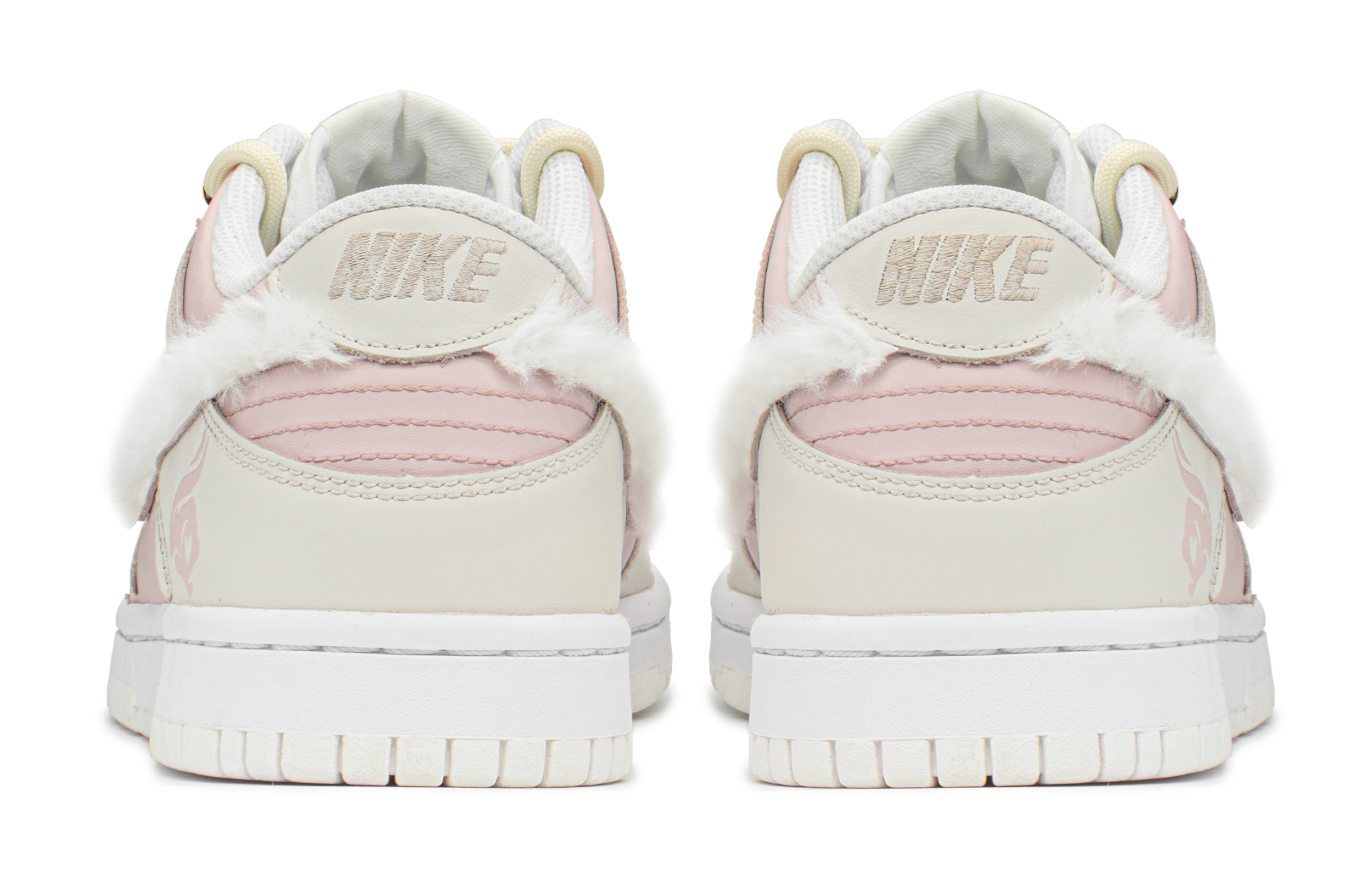 Shop [Kasut Custom] Nike Dunk Low 'Hari Valentine Merah Jambu Putih' DH9765-100(TeamA-DK女兔年)