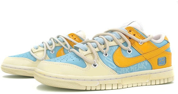 나이키 덩크 로우 '바이브 블루 오렌지 그라피티' (커스텀) DH9765-100(TeamK-女款英文涂鸦) Lookbook 나이키 덩크 로우 '바이브 블루 오렌지 그라피티' (커스텀) DH9765-100(TeamK-女款英文涂鸦)