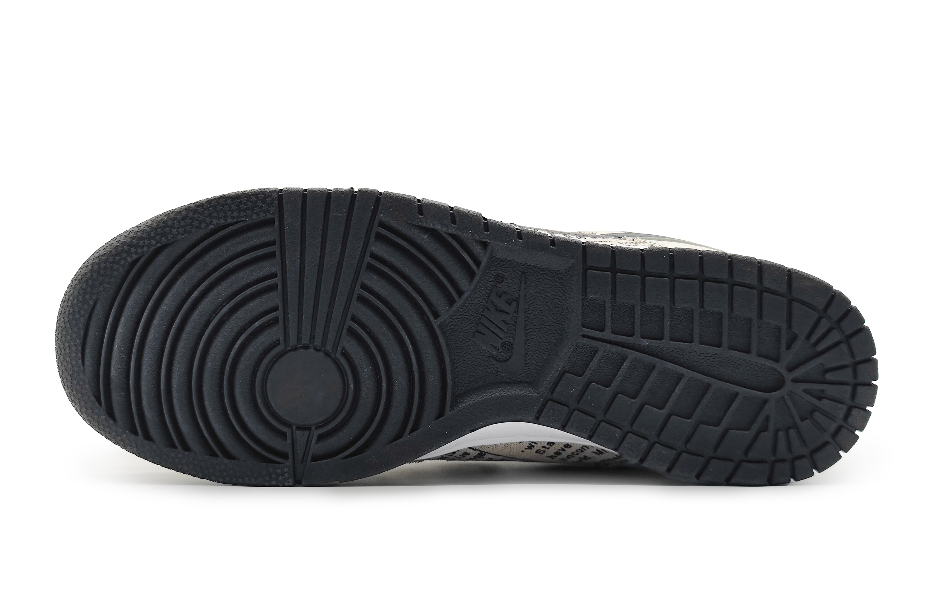 Details for 【定制球鞋】 Nike Dunk Low 美式報紙 舊報社 舊時代 度過生活 低幫 板鞋 GS 米色