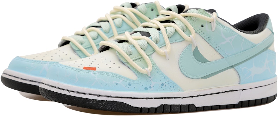 나이키 덩크 로우 '물결 해체' (커스텀) CW1590-100-458295 Shop 나이키 덩크 로우 '물결 해체' (커스텀) CW1590-100-458295