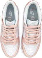 나이키 덩크 로우 '화이트-핑크' (커스텀) DH9765-102(Team16-女款樱粉甘露绯粉) Shop 나이키 덩크 로우 '화이트-핑크' (커스텀) DH9765-102(Team16-女款樱粉甘露绯粉)