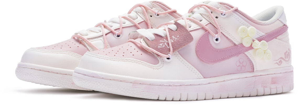 【定制鞋款】耐克Dunk低帮‘白粉立春’ DH9765-100(TeamR-立春女款白粉) Lookbook 【定制鞋款】耐克Dunk低帮‘白粉立春’ DH9765-100(TeamR-立春女款白粉)
