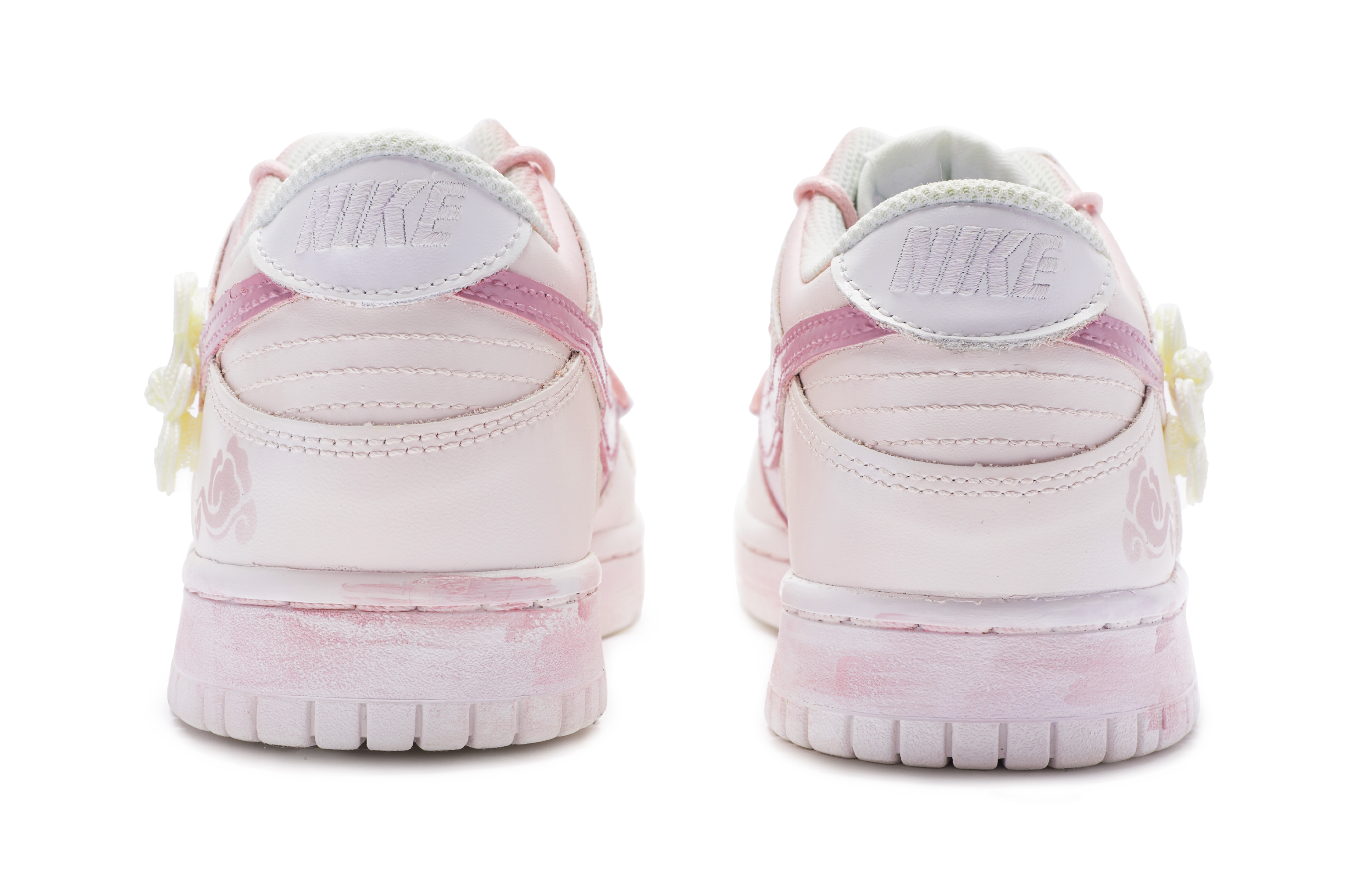 Purchase 【定制鞋款】耐克Dunk低帮‘白粉立春’ DH9765-100(TeamR-立春女款白粉)