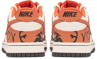 ナイキ ダンク ロー "白黒オレンジ落書き" (Nike Dunk Low "ShiroKuro Orenji Rakugaki") DH9765-003(TeamA-DK女涂鸦泼墨S-BOX) Shop ナイキ ダンク ロー "白黒オレンジ落書き" (Nike Dunk Low "ShiroKuro Orenji Rakugaki") DH9765-003(TeamA-DK女涂鸦泼墨S-BOX)