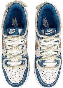 【定制球鞋】Nike Dunk Low 是在玩鞋 飛機 塗鴉 牛仔 復古做舊 解構麻繩鞋帶 低幫 板鞋 男款 白藍棕 Shop 【定制球鞋】Nike Dunk Low 是在玩鞋 飛機 塗鴉 牛仔 復古做舊 解構麻繩鞋帶 低幫 板鞋 男款 白藍棕