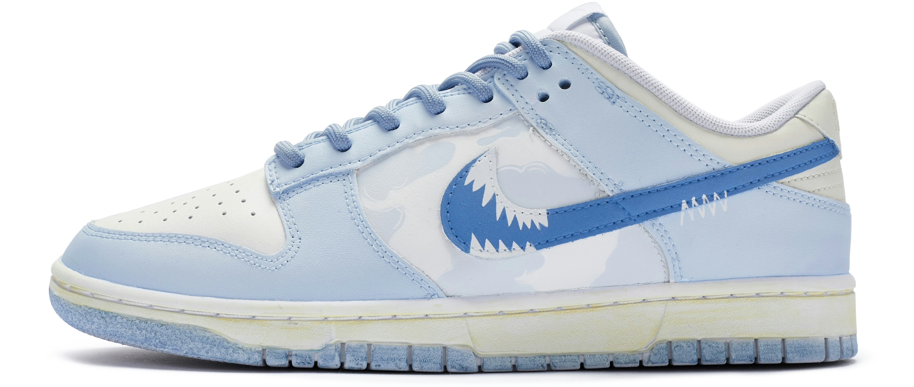custom-shoes-nike-dunk-low-white-blue-bubbly-summer