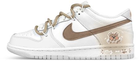 나이키 덩크 로우 '화이트 브라운 베어 그래피티' (79 characters) DV0831-101(Team47-男款拥抱熊) Buy 나이키 덩크 로우 '화이트 브라운 베어 그래피티' (79 characters) DV0831-101(Team47-男款拥抱熊)