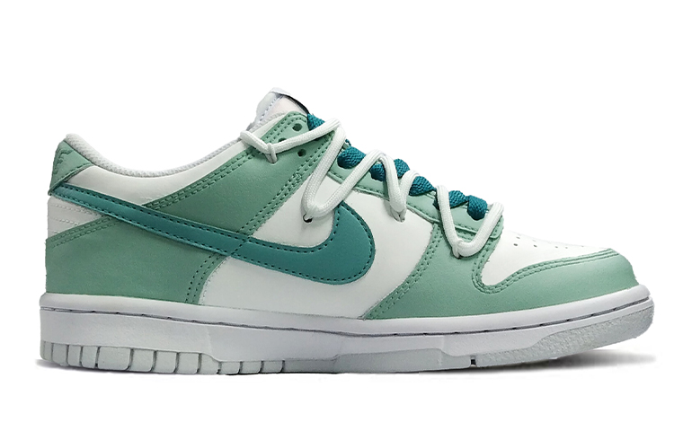 Order 【定制球鞋】 Nike Dunk Low 解構鞋帶 蝴蝶 英文字母 心形掛墜 高街 低幫 板鞋 GS 白綠