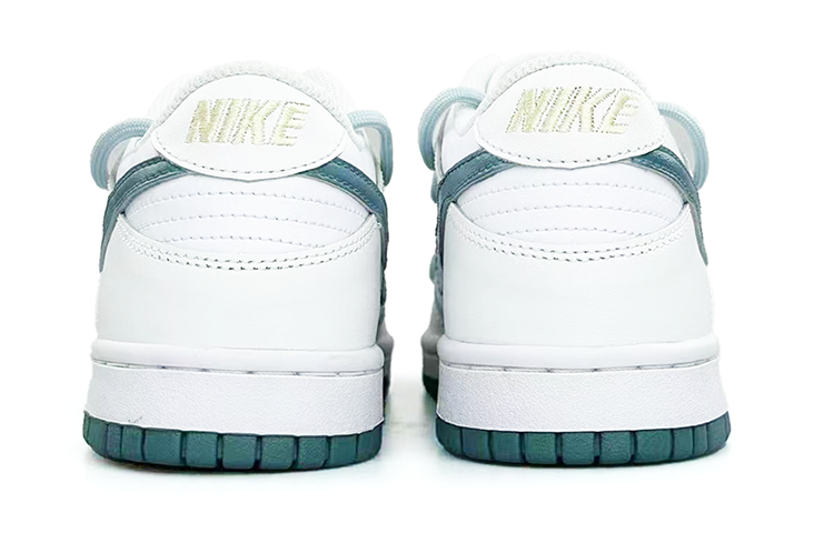 Shop [Sepatu Custom] Nike Dunk Low 'Putih Hijau Terurai' FD9911-101(Team13-白绿解构)